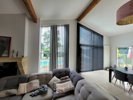 Notre zone d'activité pour ce service Vente de store avec fixation sur rail à